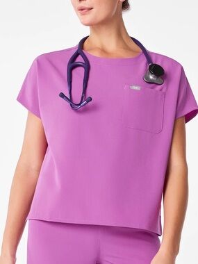 Figs Aura Top in Ultraberry